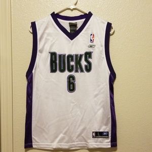 Bucks Reebok NBA Jersey size 14-16